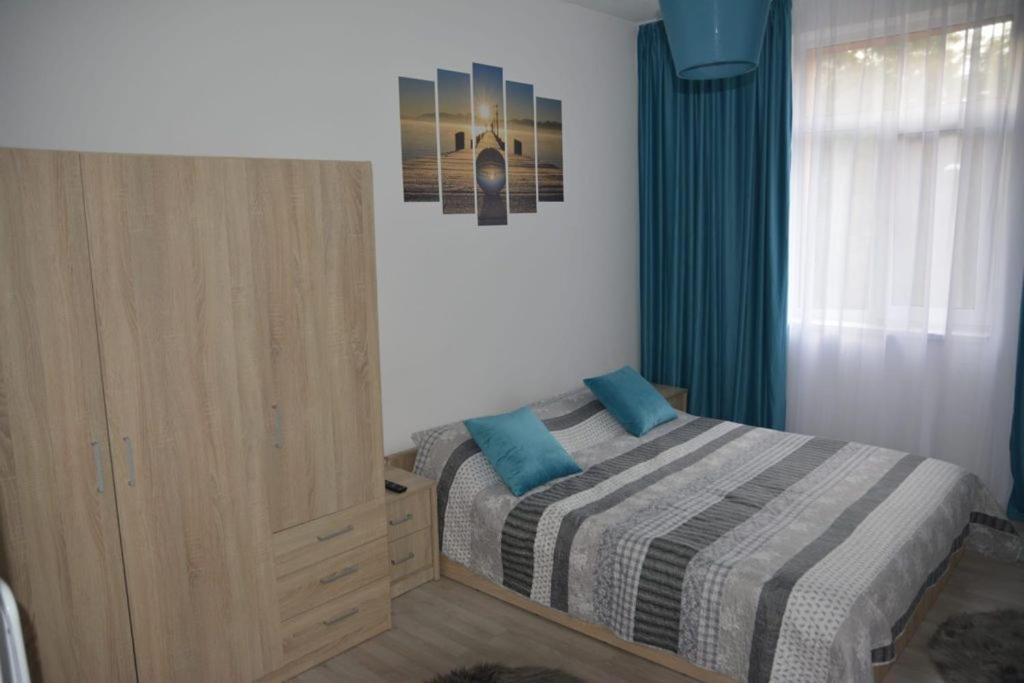 Sunrise Apartment เปโตรชานิ ภายนอก รูปภาพ